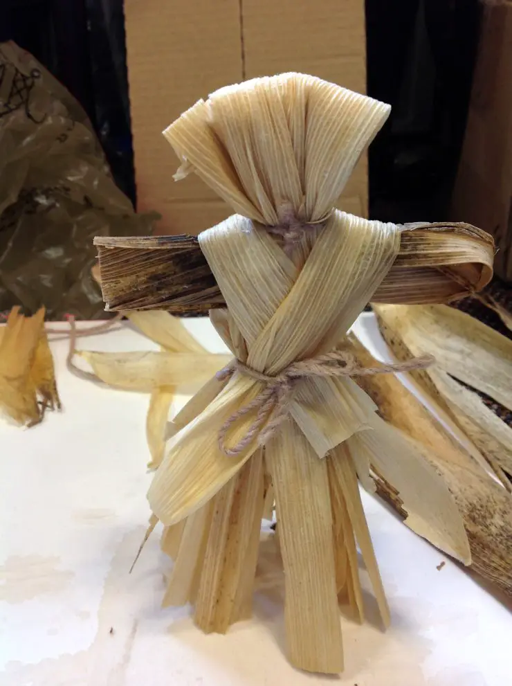dry corn husk crafting in mexico festival